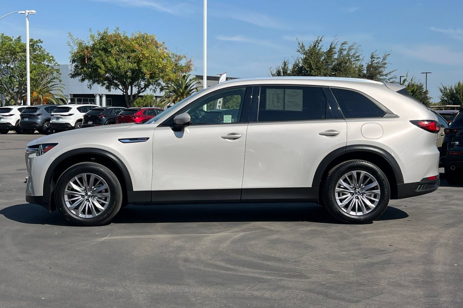 Certified 2025 MAZDA CX-90 3.3 Turbo w/ Preferred Package AWD/4WD image 8