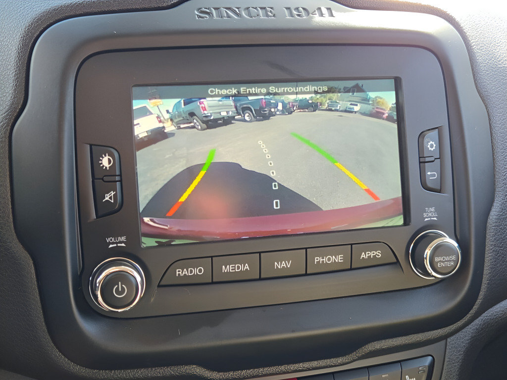 Used 2017 Jeep Renegade Limited FWD image 31