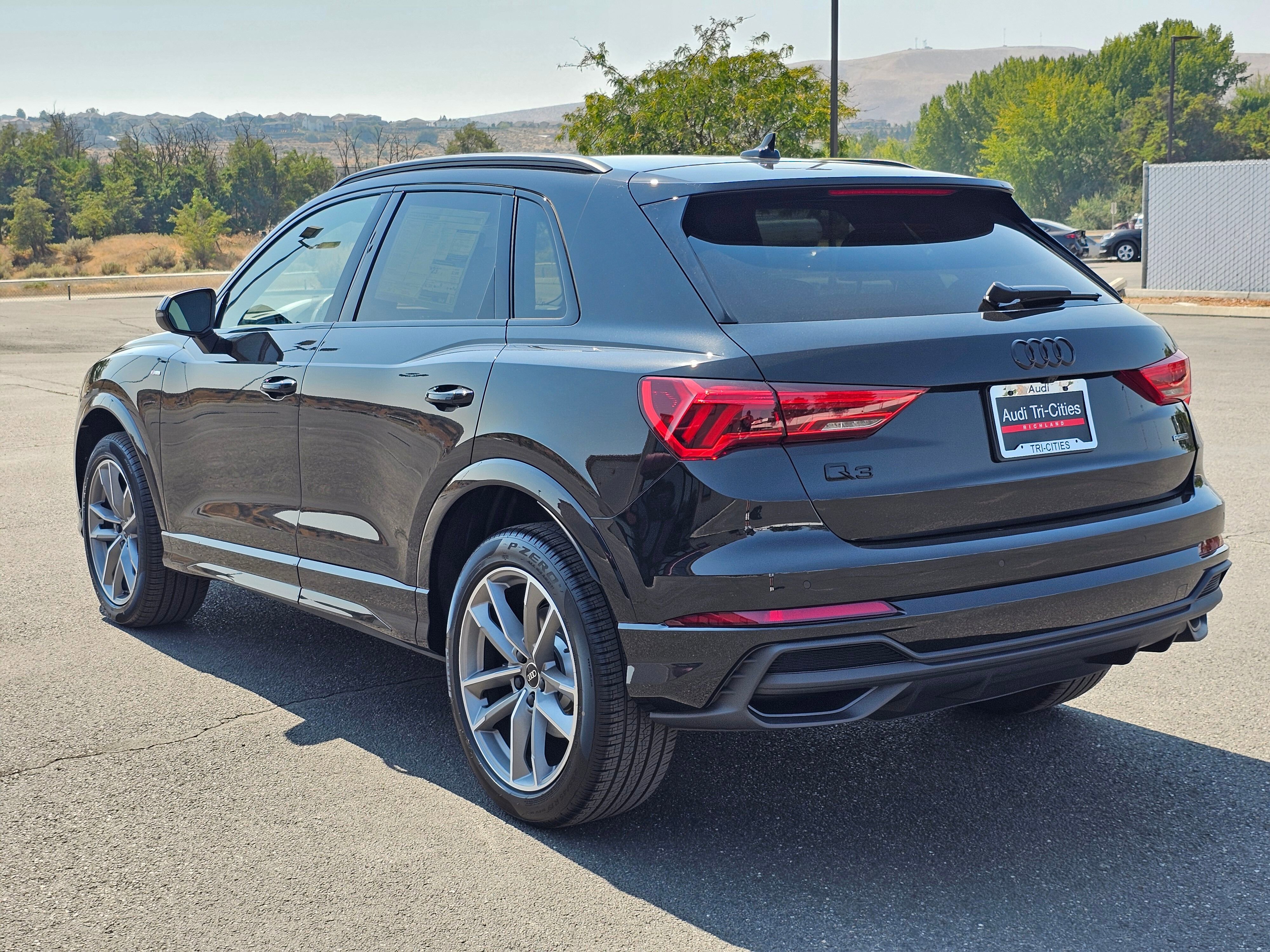 New 2025 Audi Q3 2.0T Premium image 4