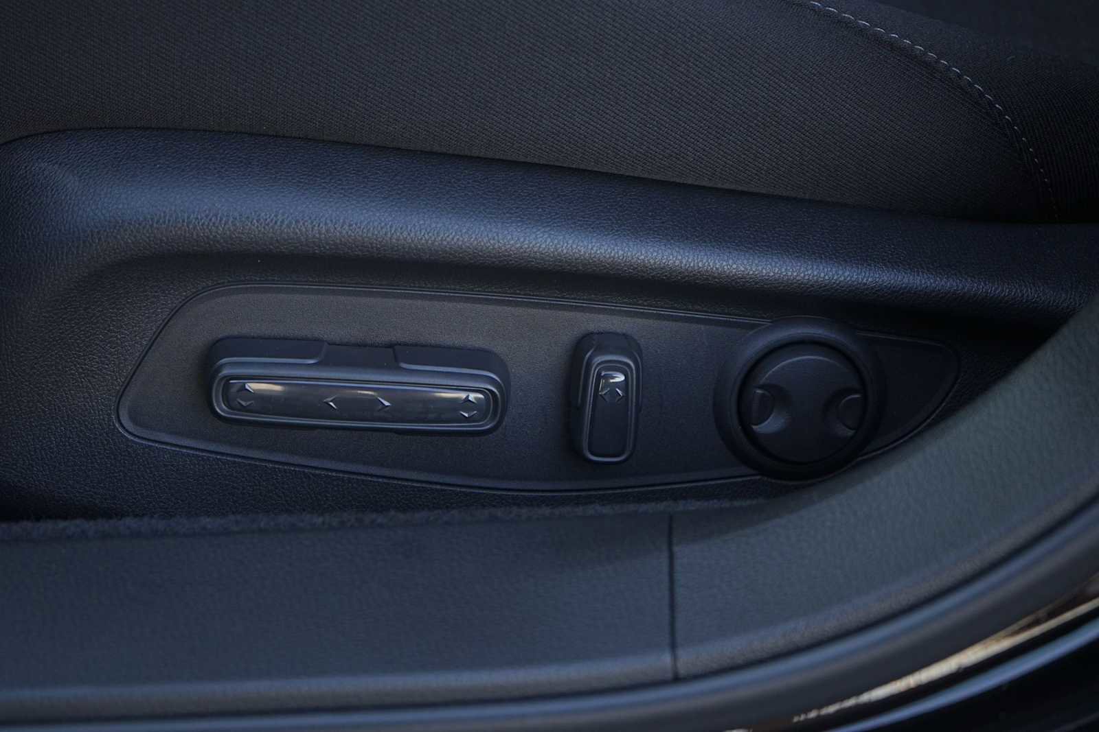 Certified 2025 Honda Accord Sport image 12