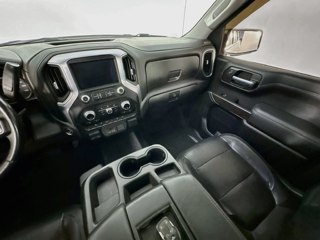 Used 2020 GMC Sierra 1500 SLT w/ X31 Off-Road Package AWD/4WD image 11