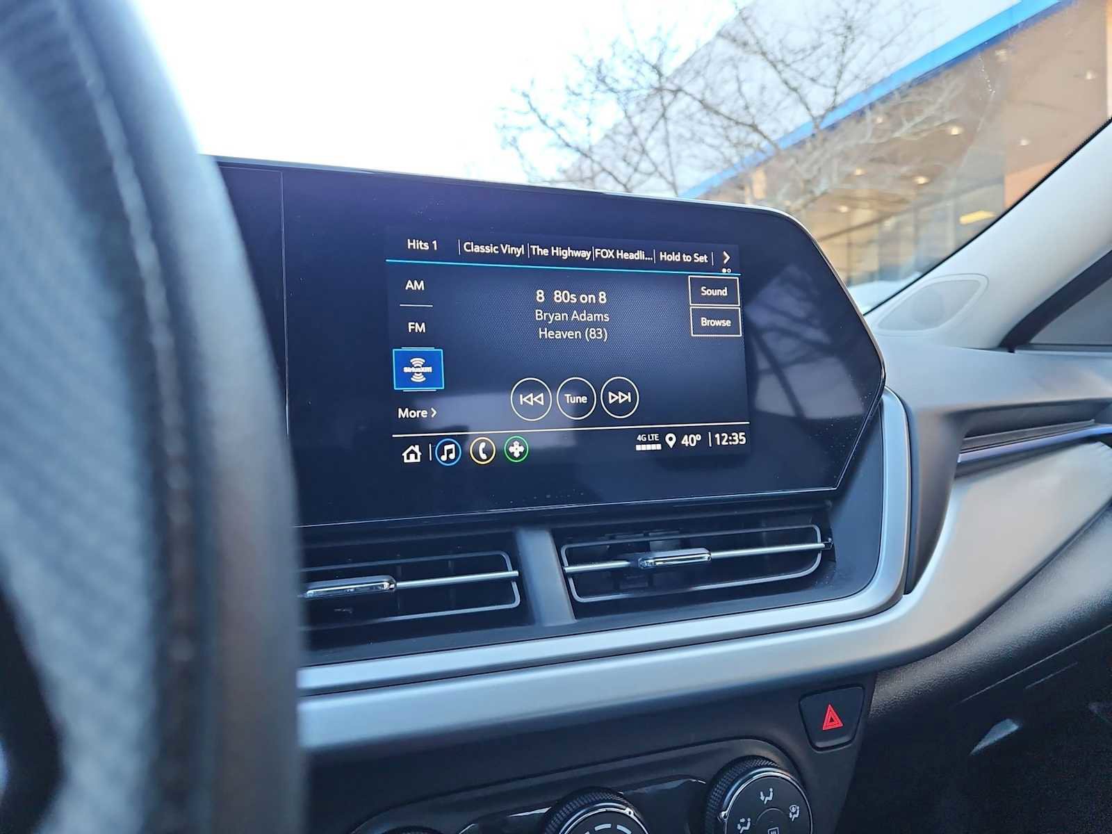 Certified 2025 Chevrolet Trax LS image 30