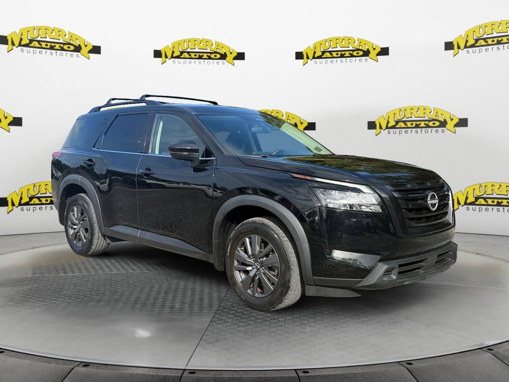 Used 2023 Nissan Pathfinder SV w/ Black Appearance Package image 7