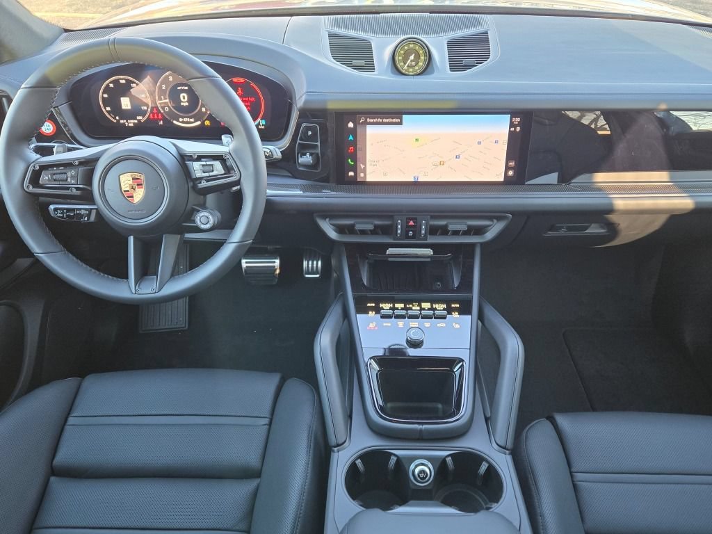 New 2026 Porsche Cayenne GTS AWD/4WD image 33