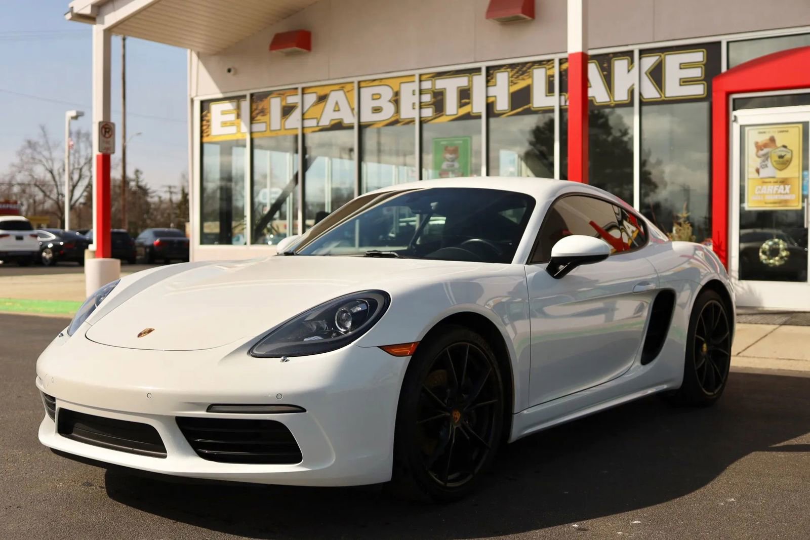 Used 2019 Porsche 718 Cayman RWD image 1
