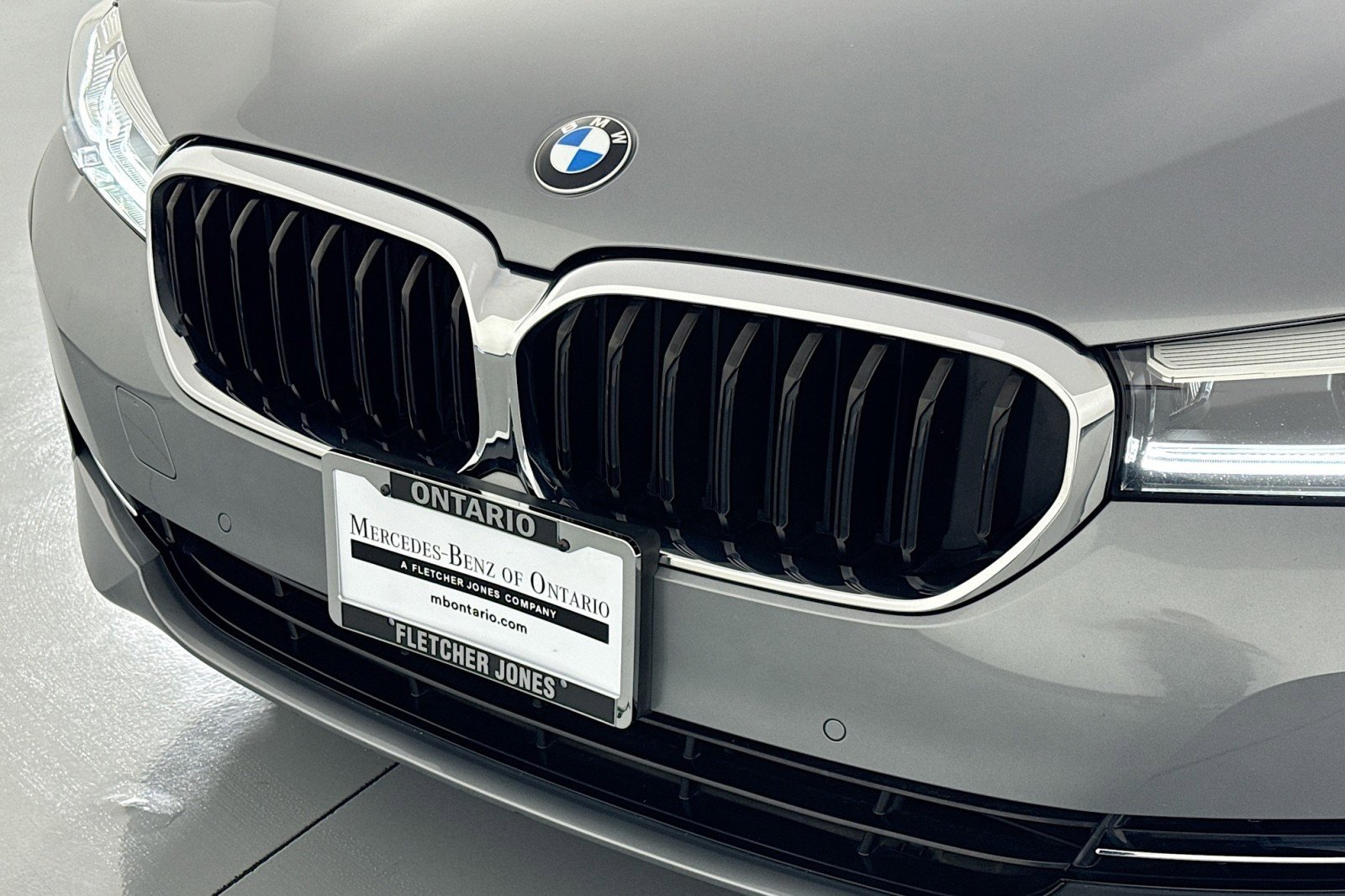 Used 2023 BMW 530i w/ Convenience Package RWD image 12
