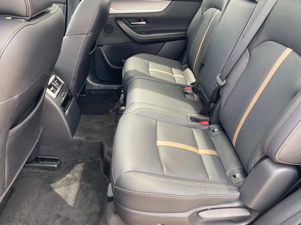 Used 2025 MAZDA CX-90 3.3 Turbo S w/ Premium Package image 25