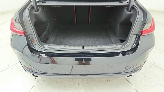 Used 2025 BMW 330i Sedan RWD image 14