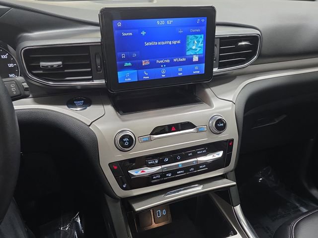 Used 2023 Ford Explorer XLT w/ Equipment Group 202A image 20
