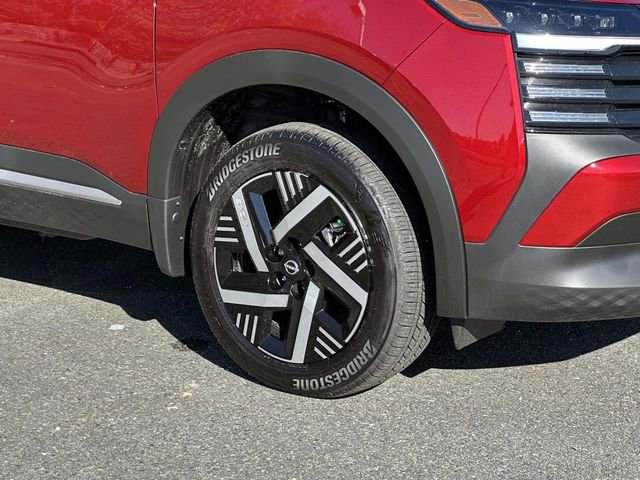 New 2026 Nissan Kicks SV w/ SV Premium Package image 7