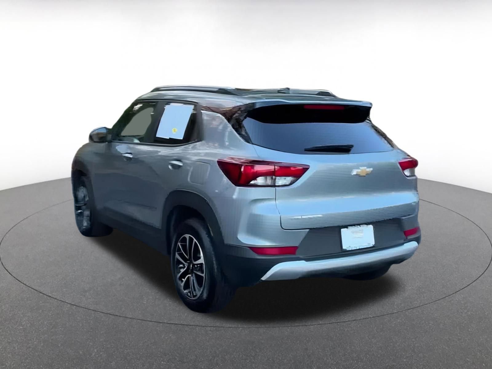 Used 2025 Chevrolet TrailBlazer LT image 11