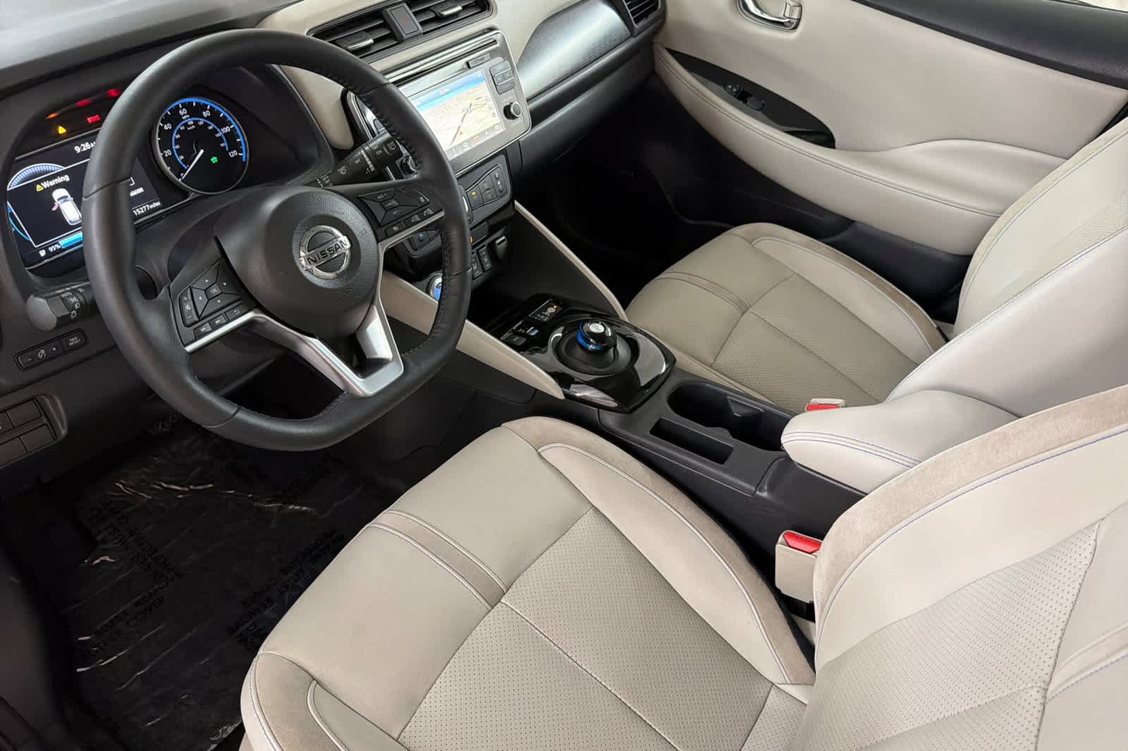 Used 2018 Nissan Leaf SL w/ Protection Package FWD image 11