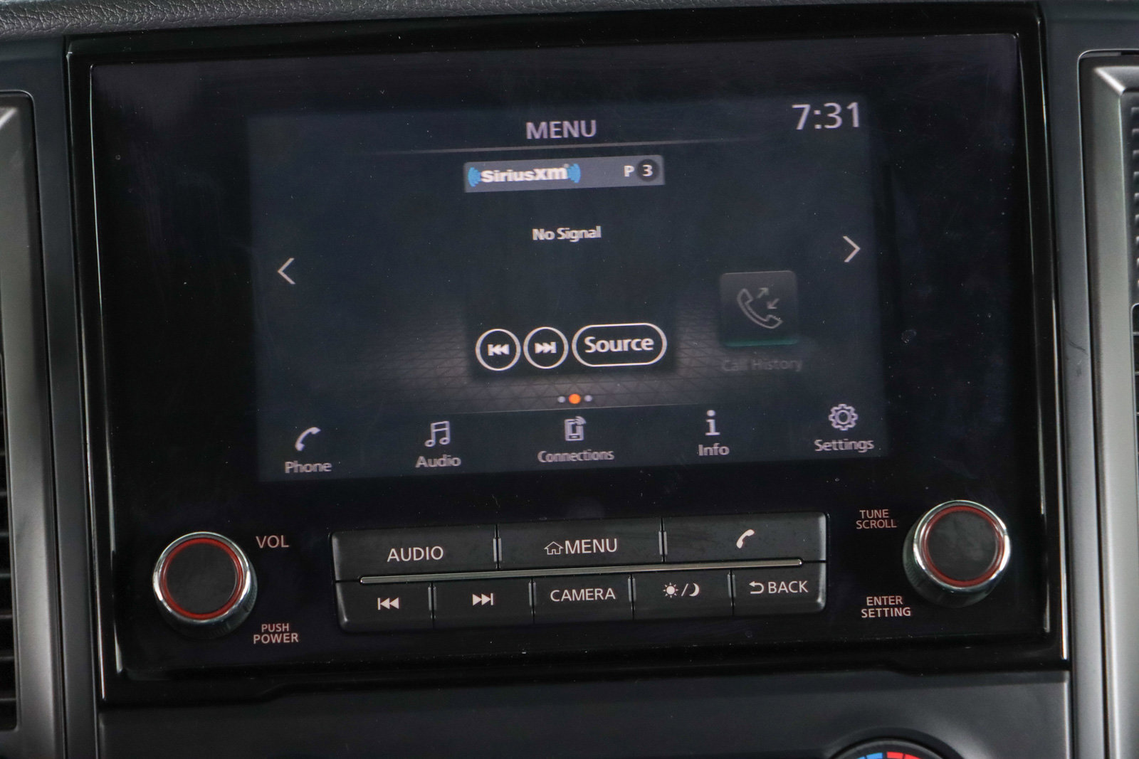 Used 2023 Nissan Titan SV image 19