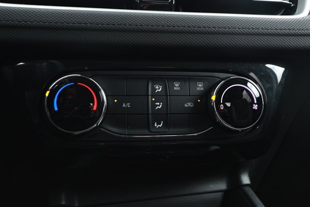 Used 2024 Chevrolet TrailBlazer LT FWD image 15