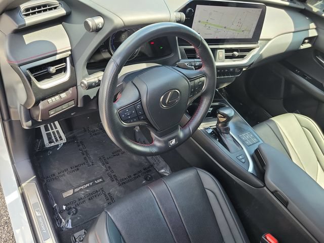 Used 2024 Lexus UX 250h F Sport FWD image 19