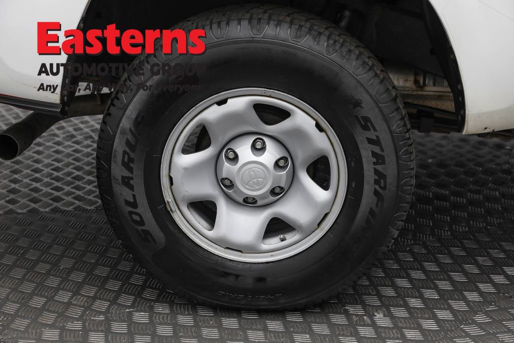 Used 2019 Toyota Tacoma SR image 28