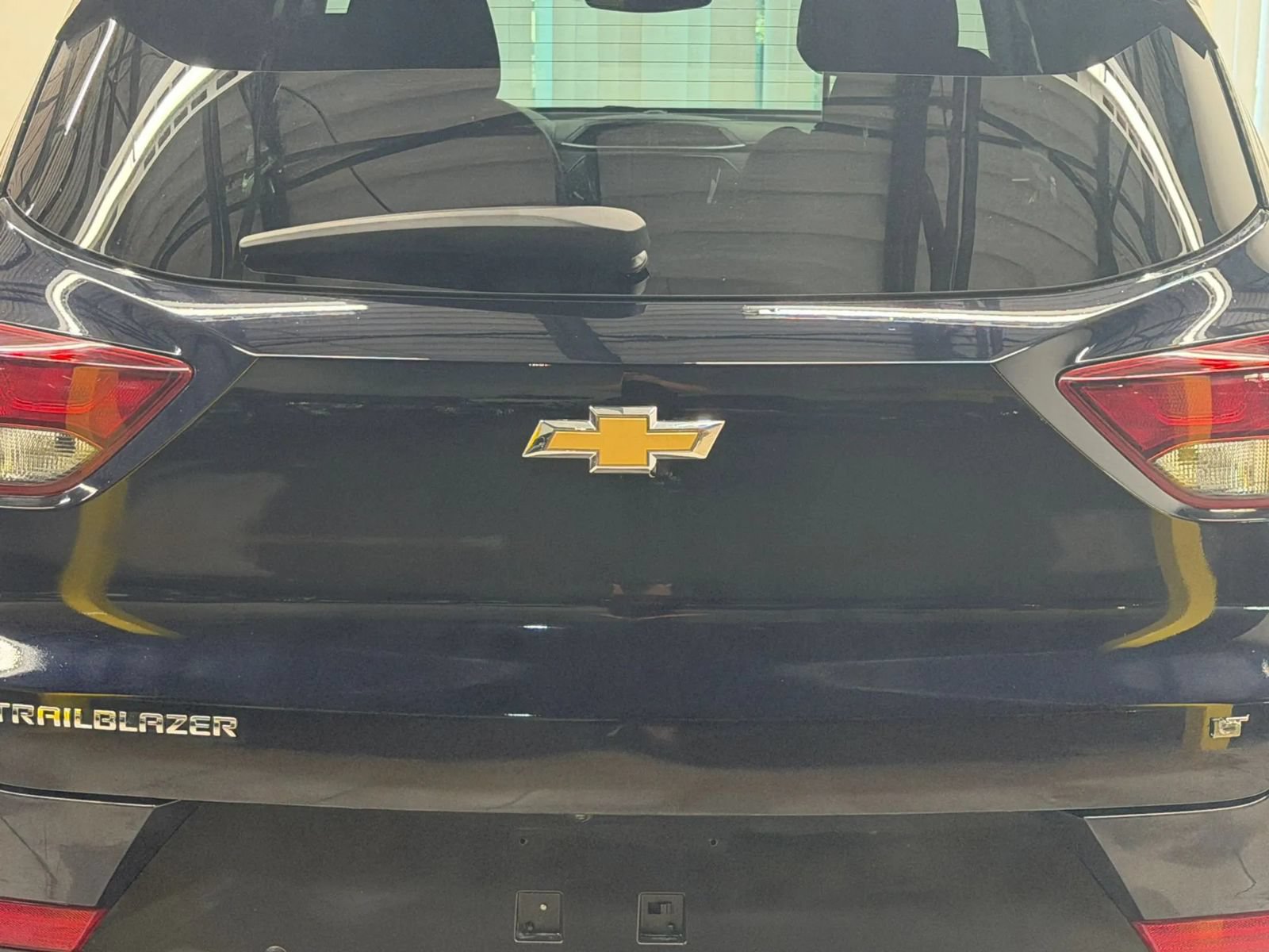 Used 2021 Chevrolet TrailBlazer LT w/ Convenience Package FWD image 10