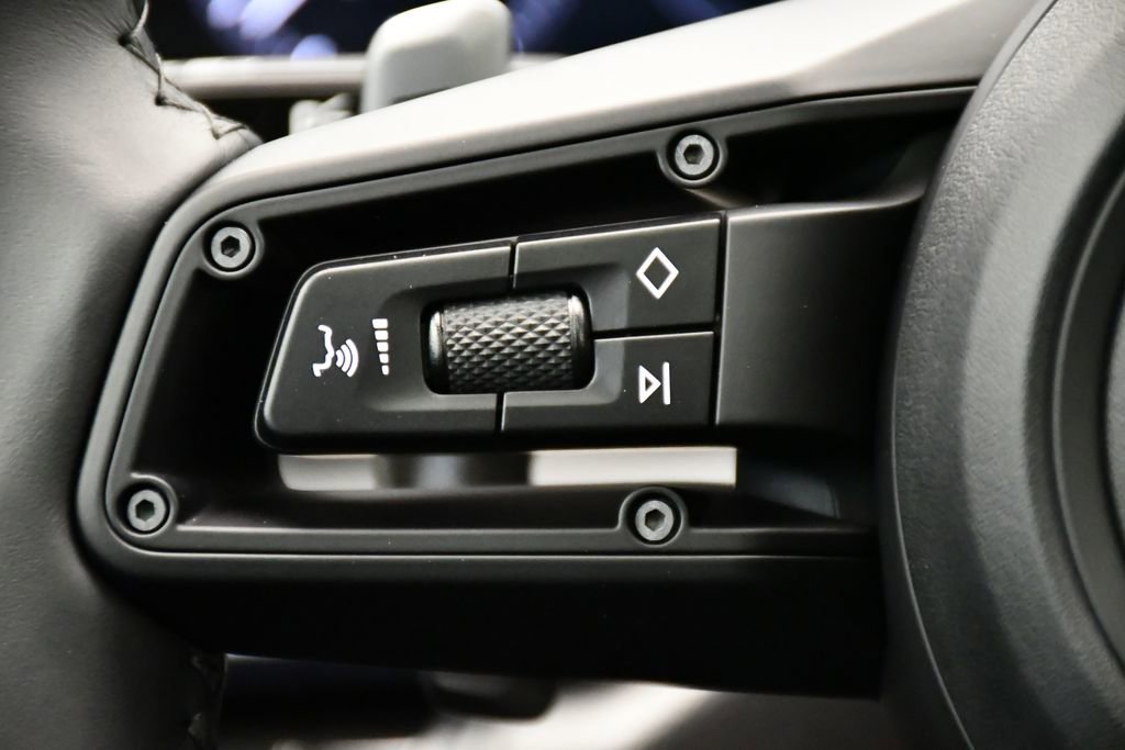 Used 2021 Porsche 911 Carrera image 25