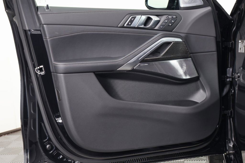 Used 2026 BMW X6 M60i AWD/4WD image 12