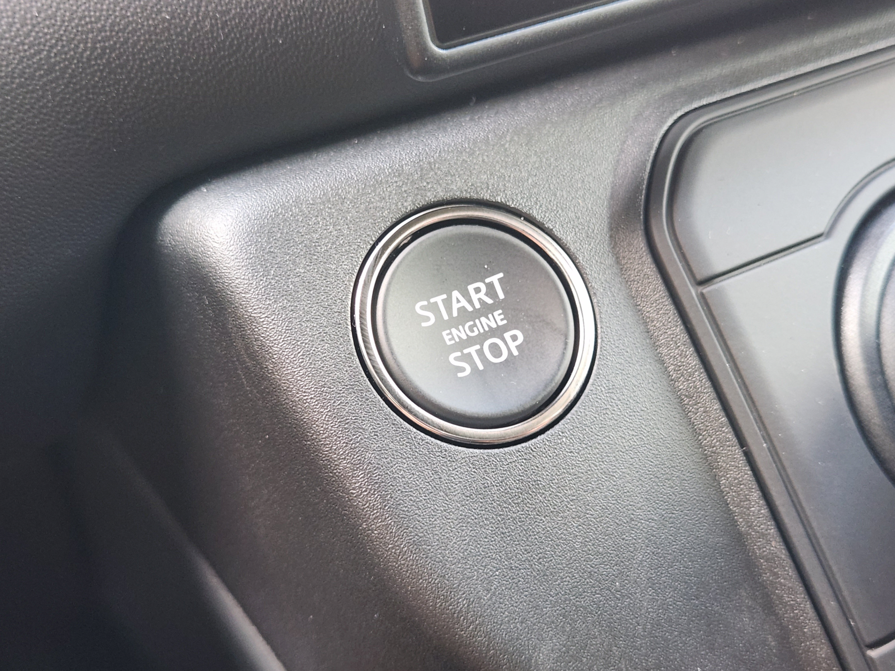 New 2026 Land Rover Defender 110 X-Dynamic SE AWD/4WD image 15