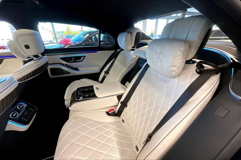 New 2027 Mercedes-Benz S 580 4MATIC Sedan image 9