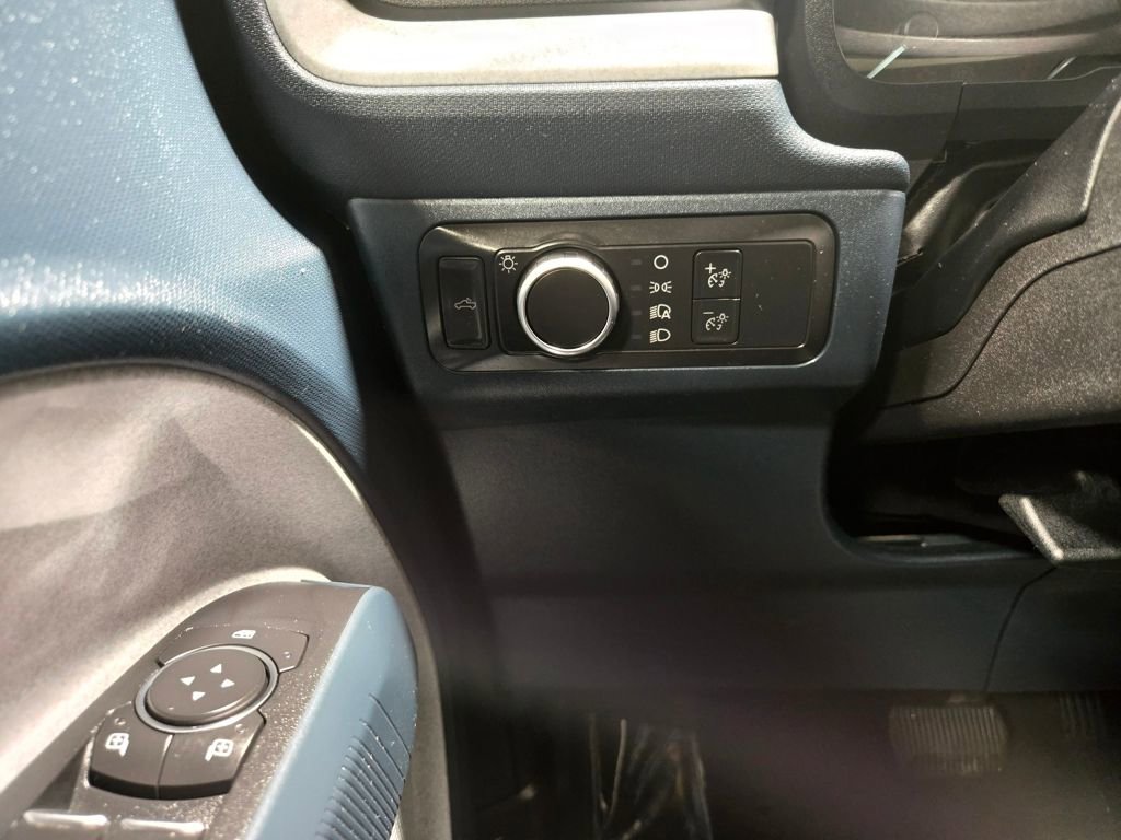 Used 2022 Ford Maverick XLT w/ Equipment Group 300A Standard image 13