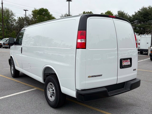New 2026 Chevrolet Express 2500 w/ Driver Convenience Package RWD image 5