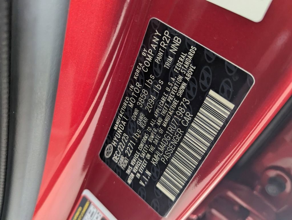 Used 2024 Hyundai Elantra SEL image 28