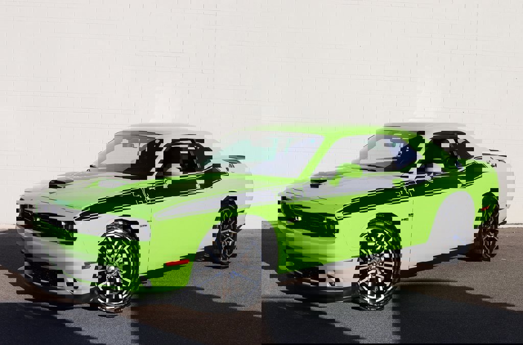 Used 2023 Dodge Challenger R/T image 3