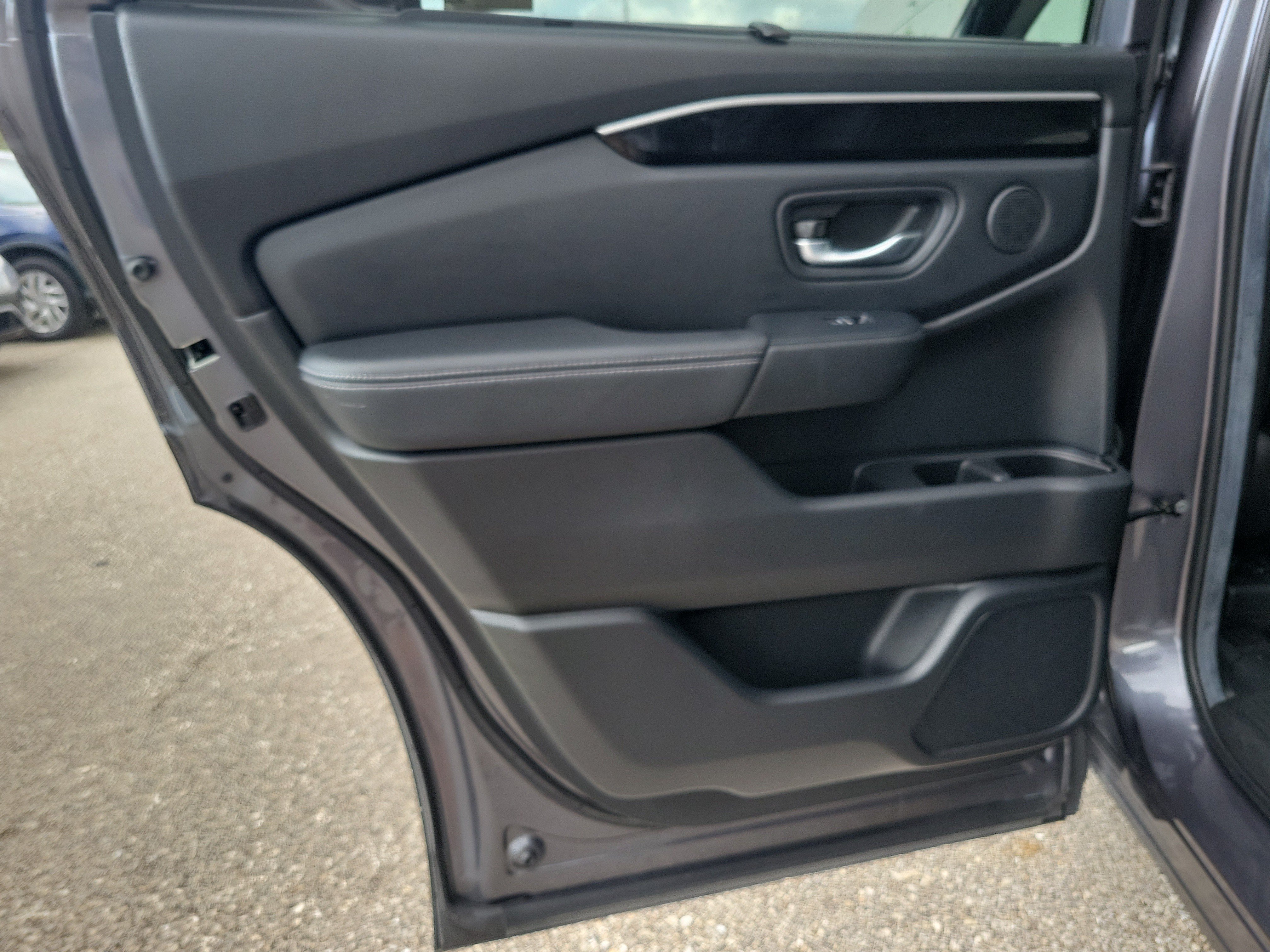 Used 2024 Honda Pilot EX-L image 13