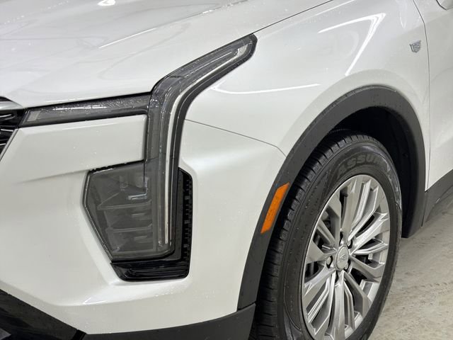 Certified 2024 Cadillac XT4 Premium Luxury w/ Cold Weather Package image 15