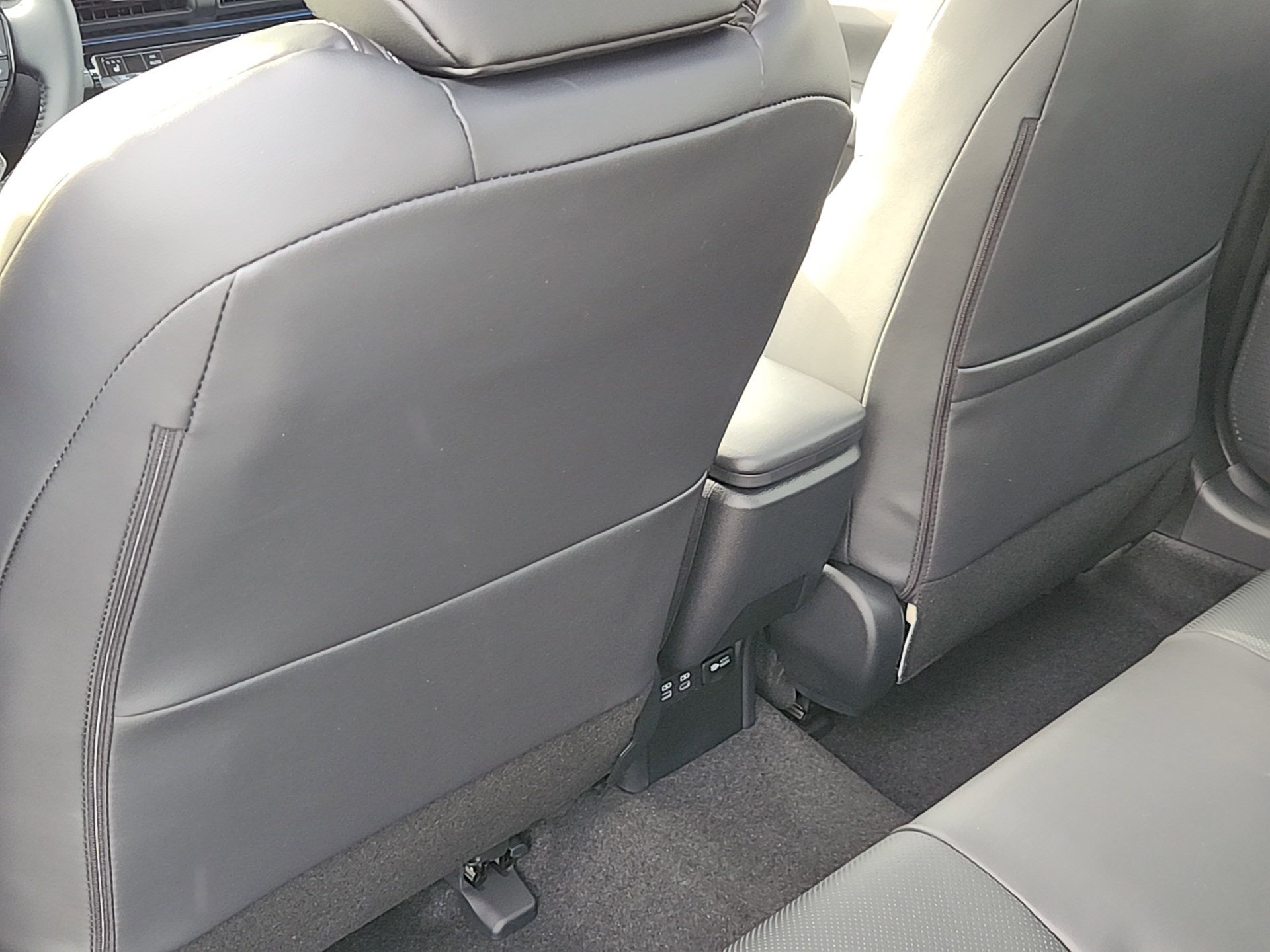 New 2026 Toyota Prius Plug-In Hybrid image 24