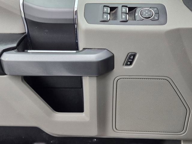 Used 2018 Ford F150 XLT w/ XTR Package image 21