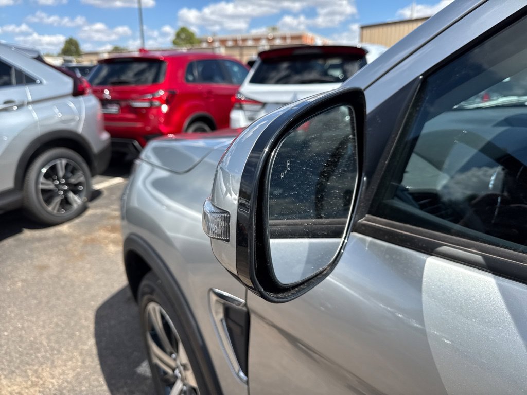 New 2027 Mitsubishi Outlander Sport SE FWD image 35