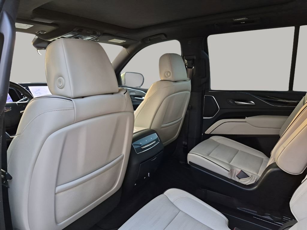 Used 2023 Cadillac Escalade Sport w/ Touring Package image 18