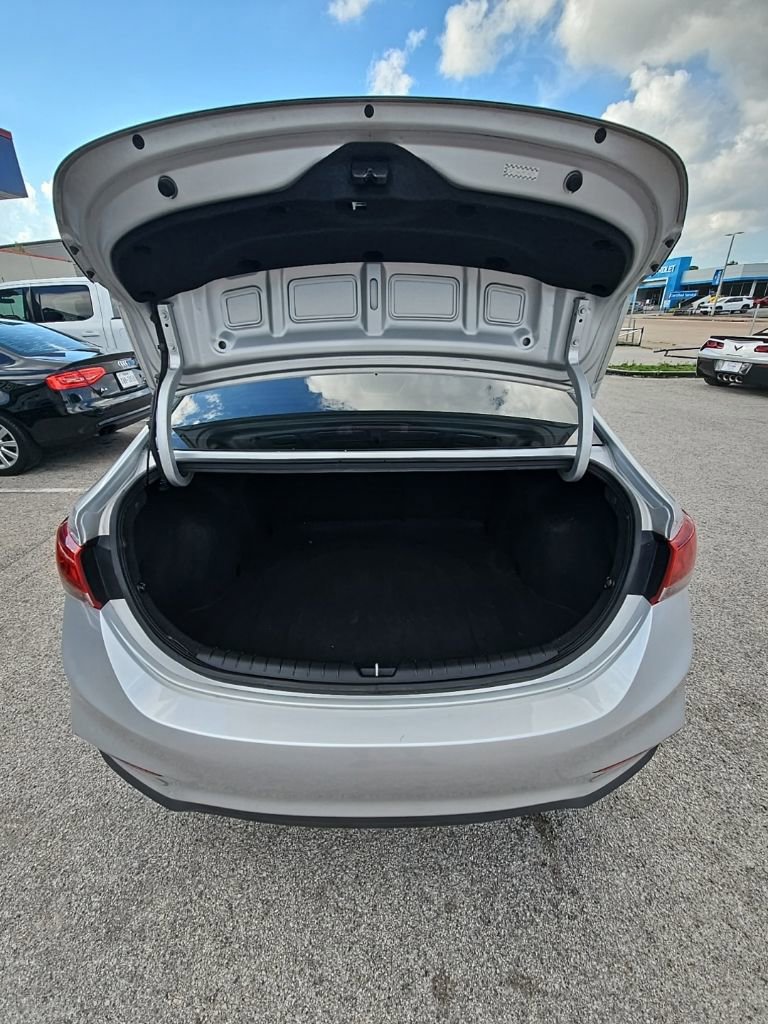 Used 2021 Hyundai Accent SE FWD image 22