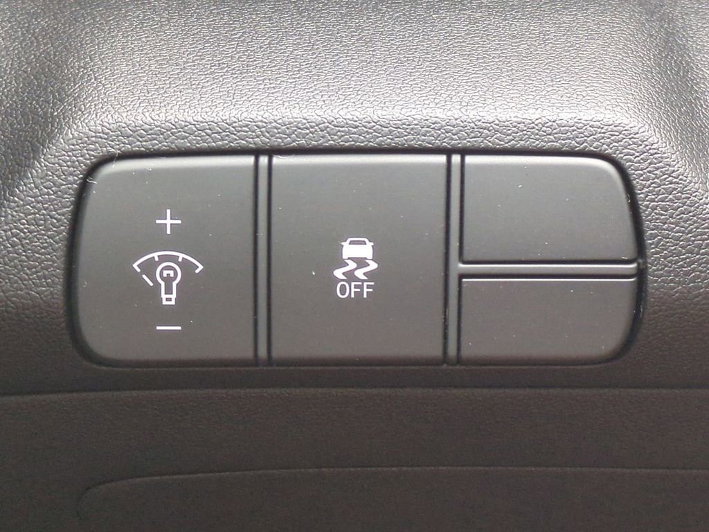 New 2026 Hyundai Elantra Sport image 24