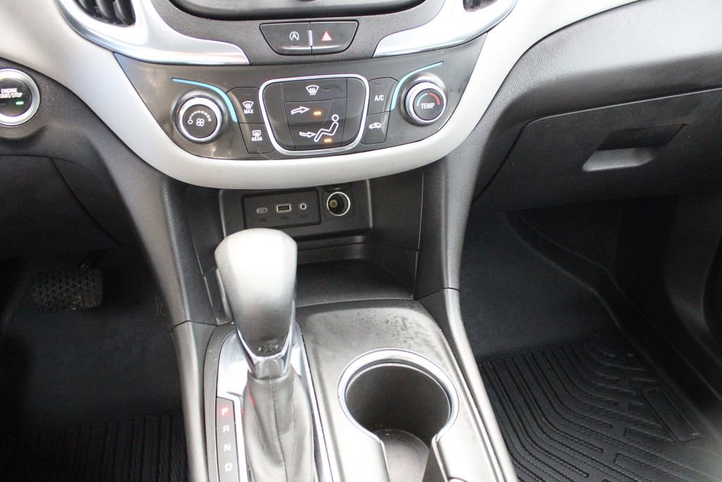 Used 2023 Chevrolet Equinox LS w/ LS Convenience Package AWD/4WD image 37