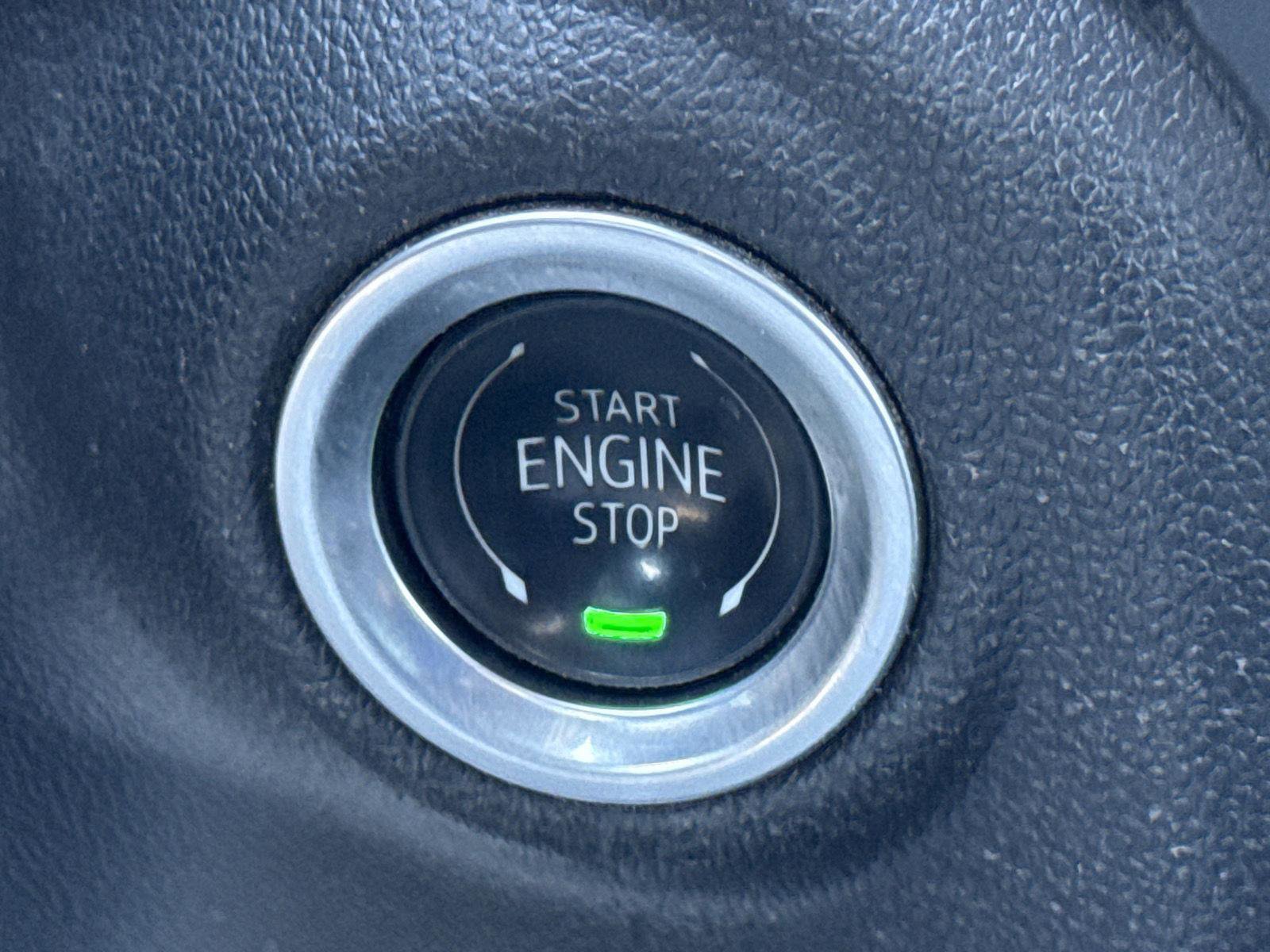 Used 2024 GMC Sierra 2500 Pro w/ Convenience Package image 10