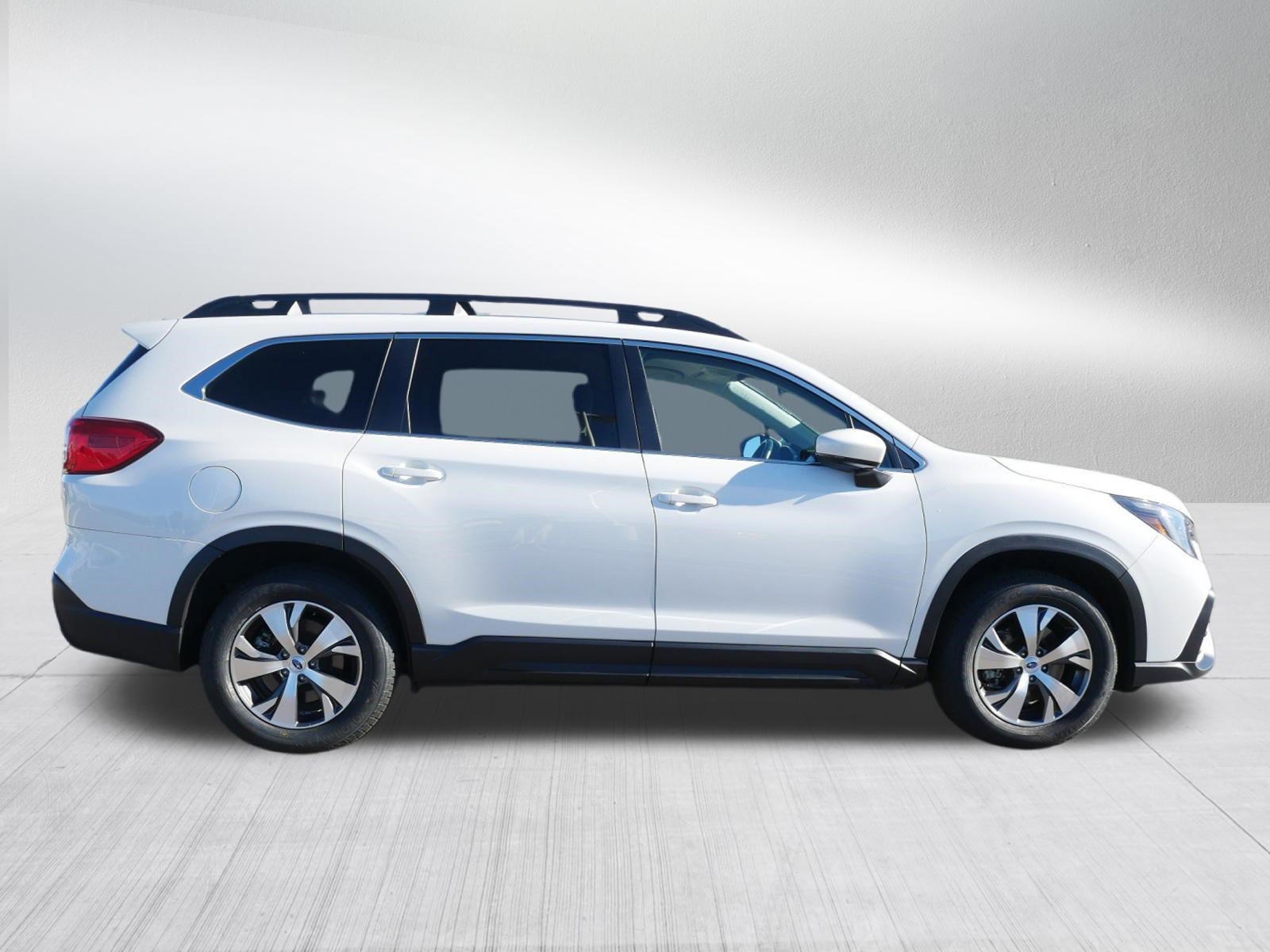 Used 2024 Subaru Ascent Premium w/ Convenience Package AWD/4WD image 8