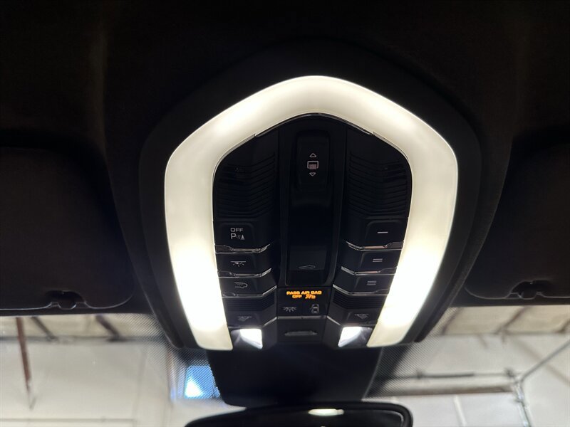 Used 2015 Porsche Cayenne Turbo w/ Premium Plus Package AWD/4WD image 34