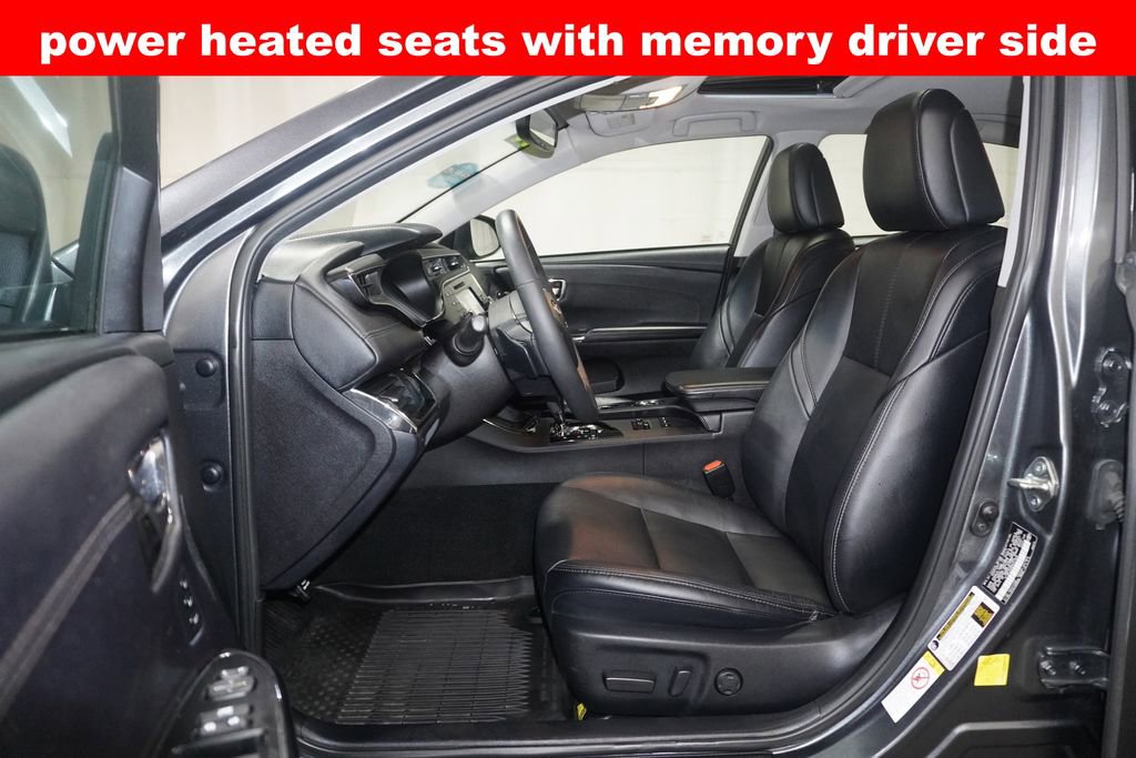 Used 2017 Toyota Avalon XLE Premium w/ All Weather Liner Package FWD image 11