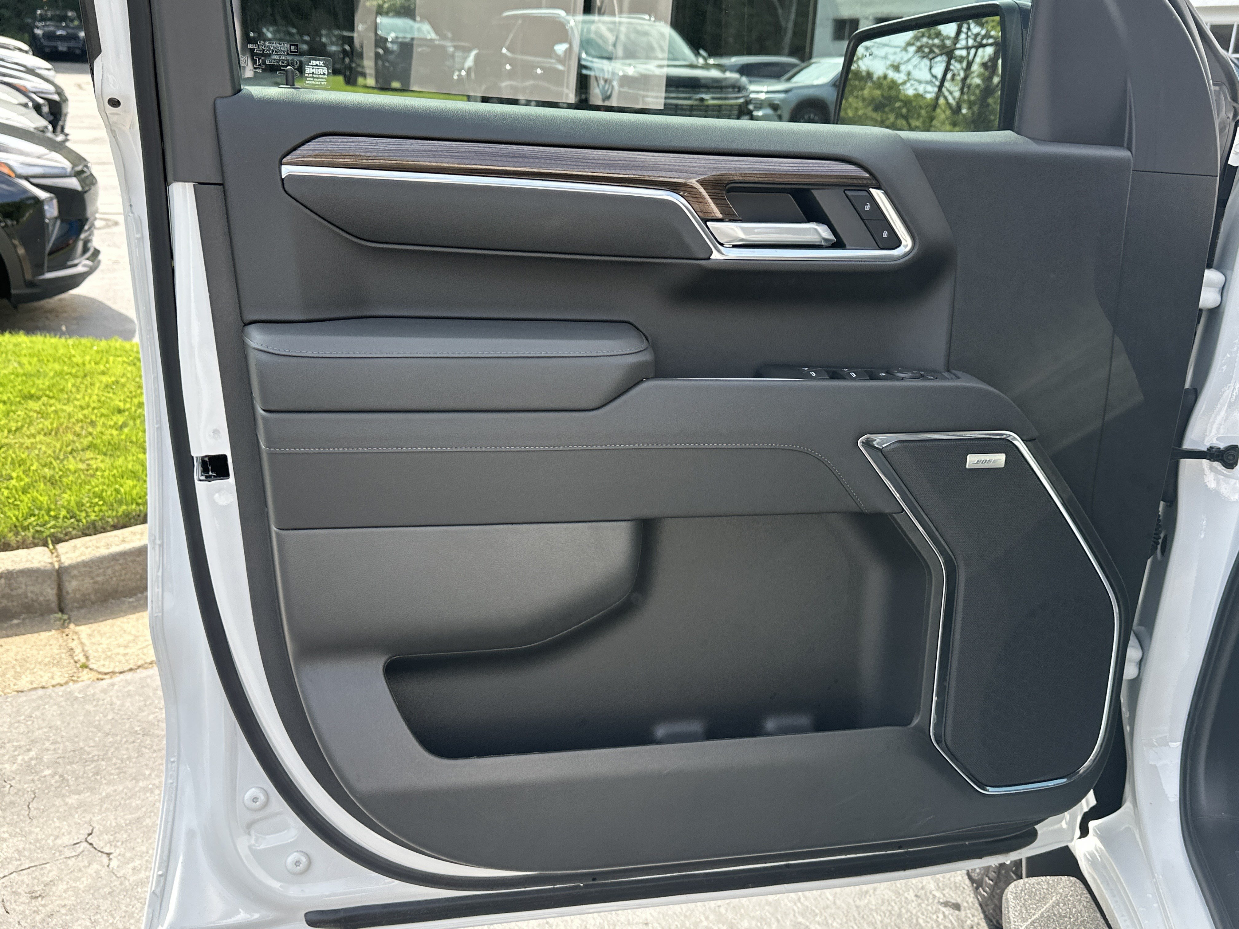New 2026 Chevrolet Silverado 1500 LT Trail Boss w/ Safety Package AWD/4WD image 10