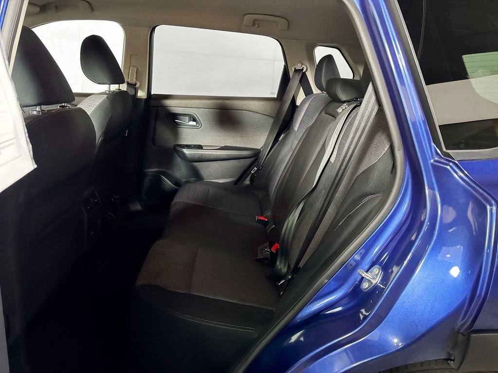 Used 2021 Nissan Rogue SV image 19