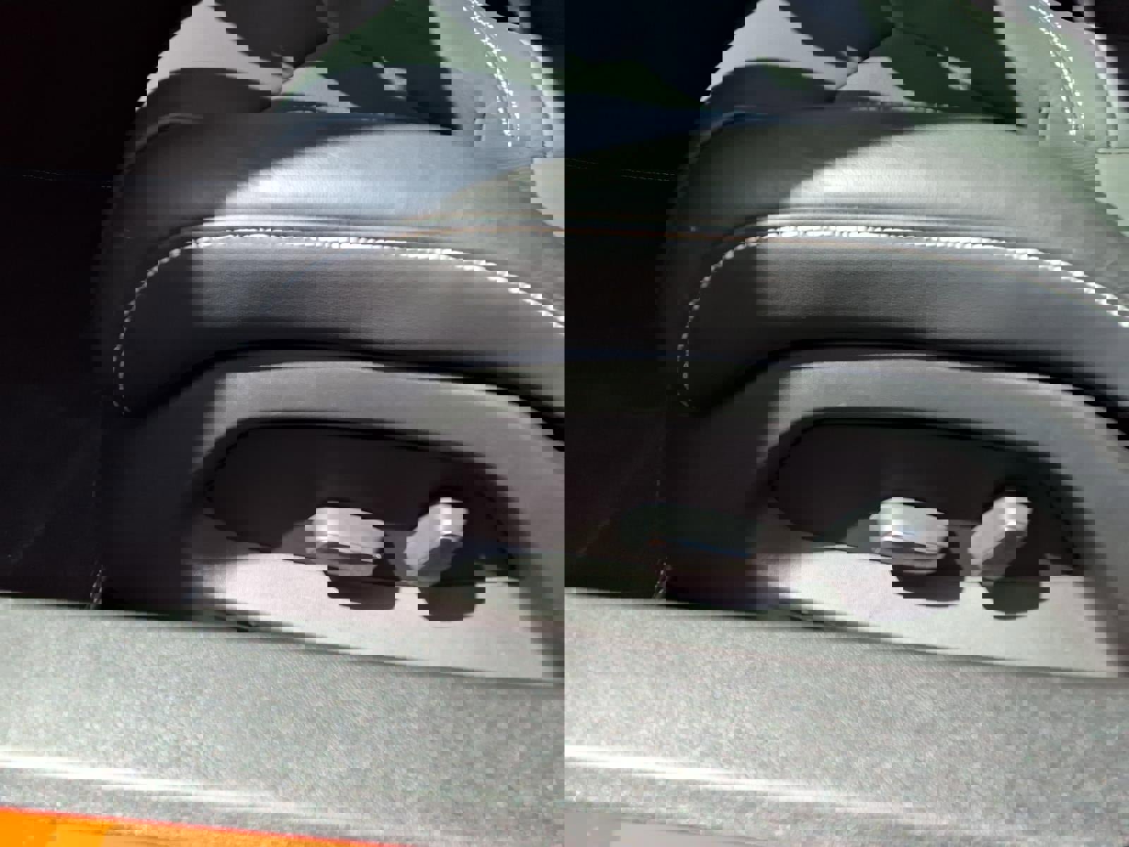 Used 2020 Chevrolet Corvette Stingray Coupe w/ Engine Appearance Package RWD image 11