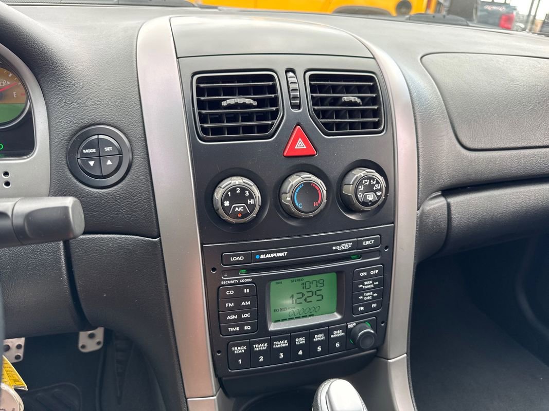 Used 2004 Pontiac GTO image 34