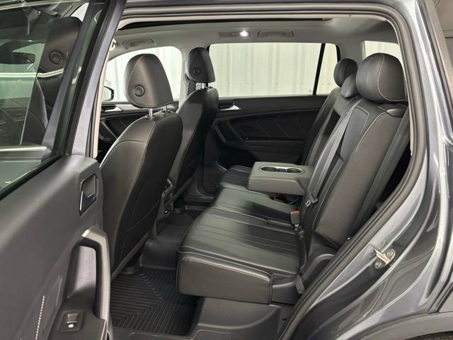 Used 2022 Volkswagen Tiguan SE image 12