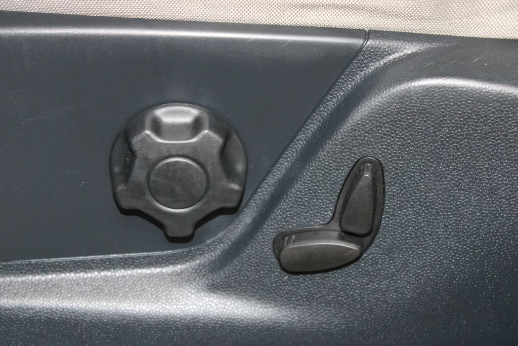 Used 2020 Ford EcoSport SE FWD image 19