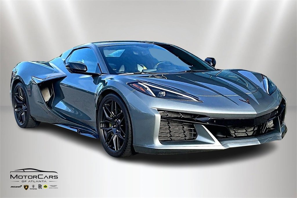 Used 2023 Chevrolet Corvette Z06 image 2