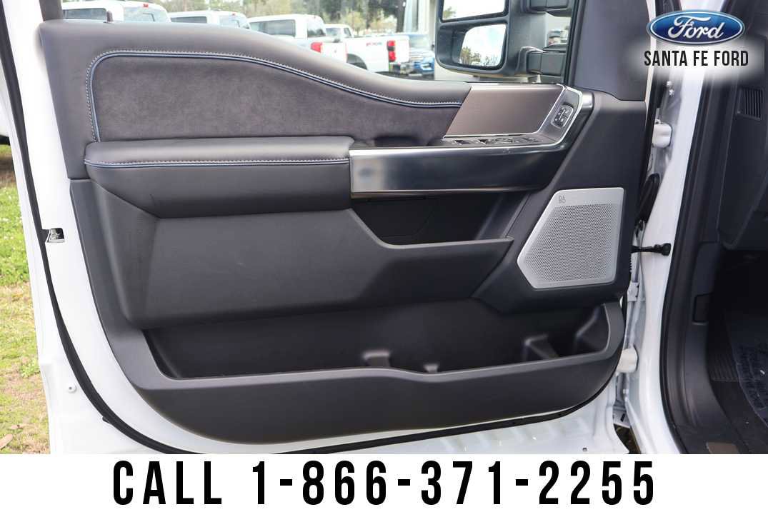 New 2026 Ford F250 Platinum image 17